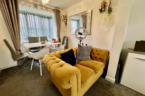 3 bedroom detached house for sale, Larch Court, Darlington
