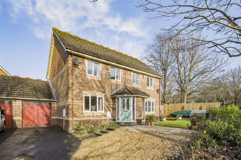 3 bedroom semi-detached house for sale, Sheepscroft, Chippenham