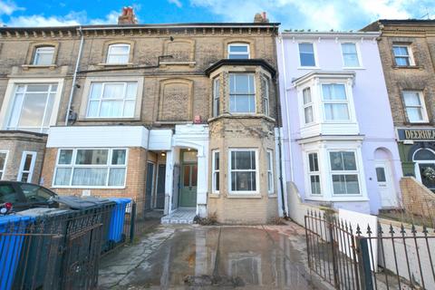 5 bedroom terraced house for sale, Lowestoft NR33