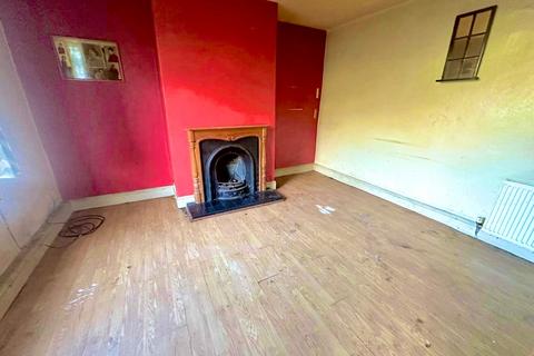 2 bedroom terraced house for sale, Springfield Terrace, Midgley, HX2 6TZ