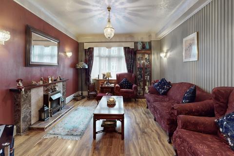 2 bedroom apartment for sale, Grove Hall Court, Hall Road, London, NW8