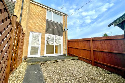 1 bedroom semi-detached house for sale, Drift Avenue, Stamford