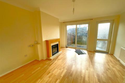 1 bedroom semi-detached house for sale, Drift Avenue, Stamford