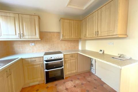 1 bedroom semi-detached house for sale, Drift Avenue, Stamford