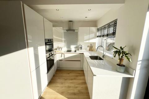 46 Barn Lane, Solihull, B92 7ND