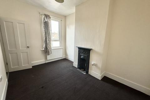 1 bedroom flat for sale, Richmond Road, Gillingham, Kent, ME7