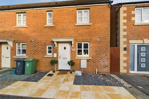 Lyneham Drive, Quedgeley, Gloucester, Gloucestershire, GL2