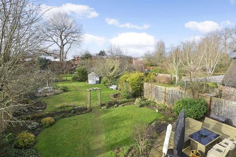 4 bedroom detached house for sale, Stonebridge Fields, Shalford, Guildford