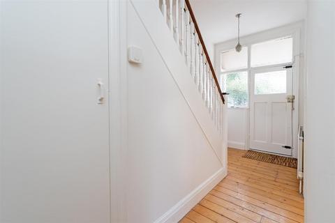 4 bedroom terraced house to rent, Windsor Road, Wanstead