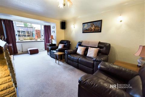 65a Leatherhead Road, Chessington, KT9 2HP