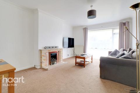 2 bedroom semi-detached bungalow for sale, Romney Close, Clacton-On-Sea