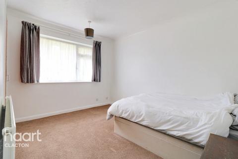 2 bedroom semi-detached bungalow for sale, Romney Close, Clacton-On-Sea