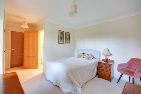 3 bedroom apartment for sale, Cavendish Place, Lymington, SO41