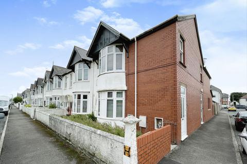 3 bedroom ground floor flat for sale, Park Avenue, Porthcawl CF36