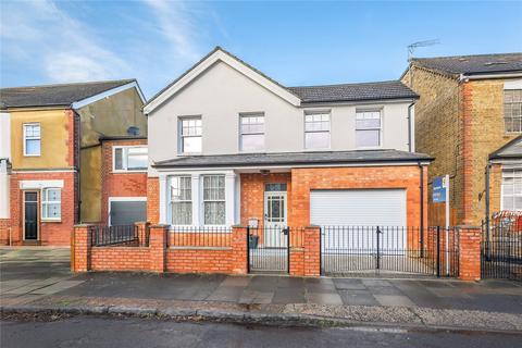 17 Stanley Road, Ashford, TW15 2LP