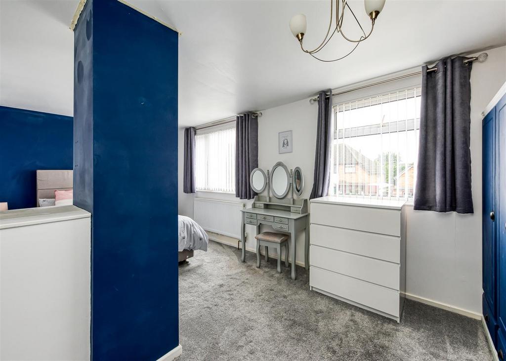 3 Chapel Close-Bedroom 1 (4).jpg