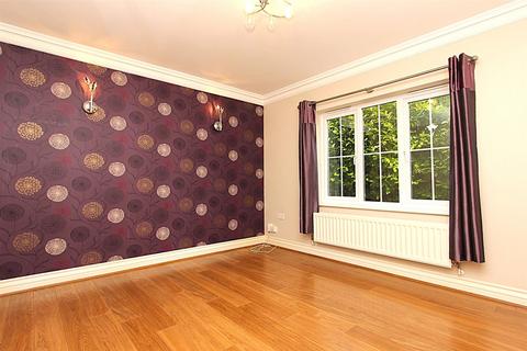 58b Cross Road, Tadworth, KT20 5ST