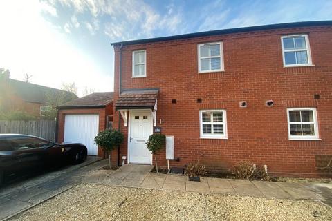 2 bedroom semi-detached house for sale, Farm Close, Bishopton, Stratford-upon-Avon