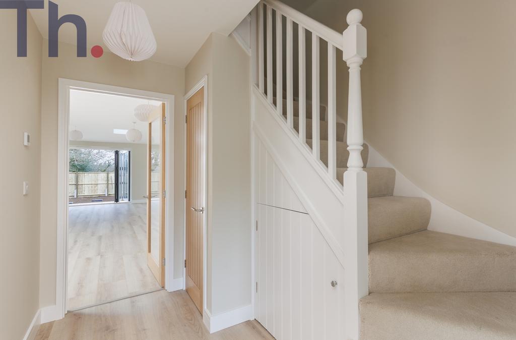 Entrance Hallway & Stairs