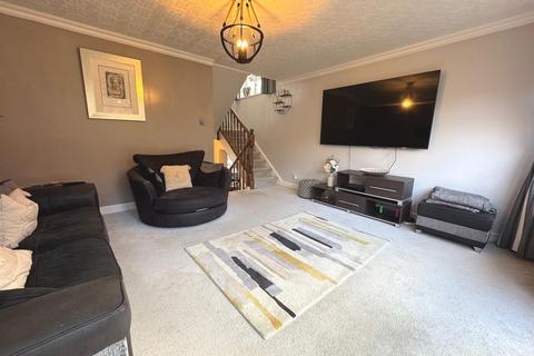 8 Lorien Close, Leek, ST13 8NY