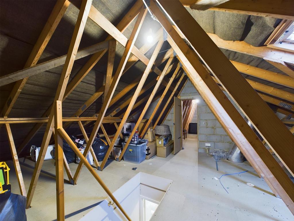 Loft 1.jpg