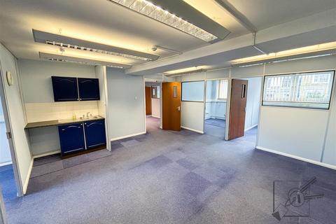 Office to rent, Windmill Street, Gravesend, Kent