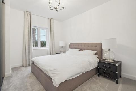 1 bedroom apartment for sale, Gorell Road, Wilton Park, Beaconsfield, Buckinghamshire, HP9