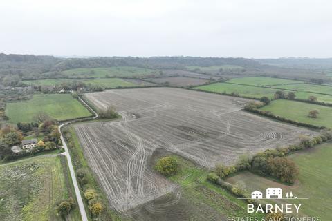 Land for sale, Chaddington Lane, Wootton Bassett, Swindon SN4