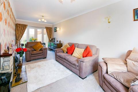 3 bedroom semi-detached house for sale, 1 St. Vincents Close, Sutton on Derwent, YO41 4BW