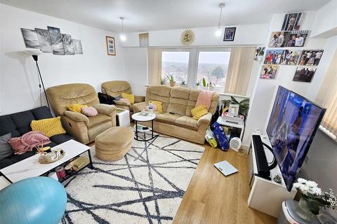 2 bedroom detached house for sale, Beacon Tower*, Bristol BS16