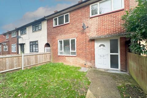 3 bedroom terraced house for sale, Dagnam Park Drive, Harold Hill