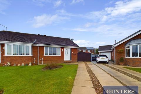 2 bedroom semi-detached bungalow to rent, Troutsdale Close, Bridlington, YO16 6GN