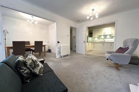 1 bedroom retirement property for sale, St. Johns Road, Sevenoaks TN13