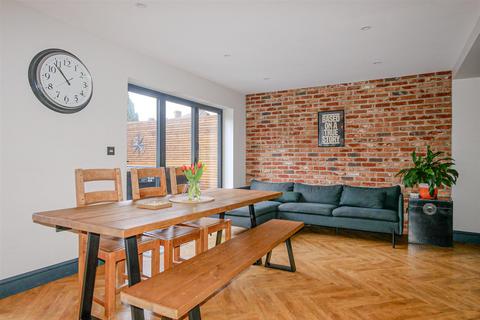1 Sinodun Road, Wallingford, OX10 8AA