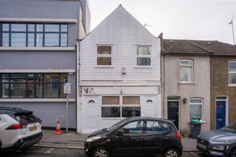 2 bedroom terraced house for sale, Laud Street, Croydon CR0