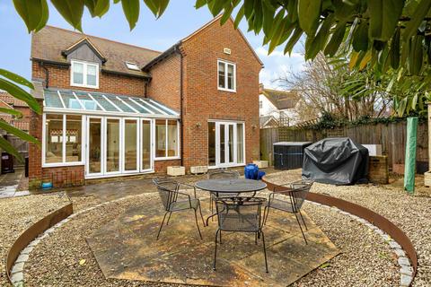 4 bedroom detached house for sale, 8 Mallard Croft, Haddenham