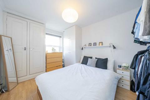 1 bedroom flat for sale, Hornsey Road, London N7