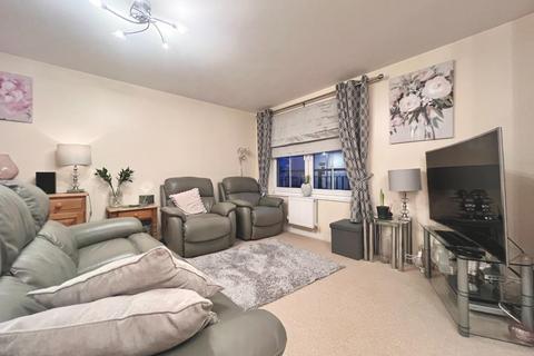 2 bedroom apartment for sale, Lancaster Way, Repton Park