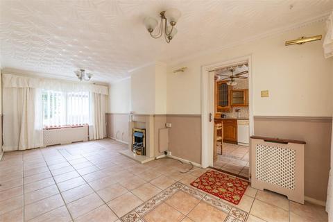 3 bedroom terraced house for sale, Blenheim Road, Cwmbran NP44