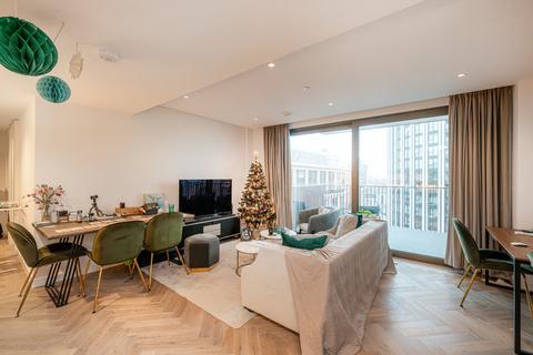 2 bedroom flat for sale, Asquith House, London W2