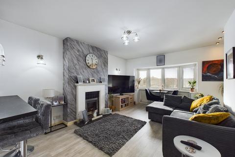 2 bedroom flat for sale, Warwick Road,  Lytham St. Annes, FY8