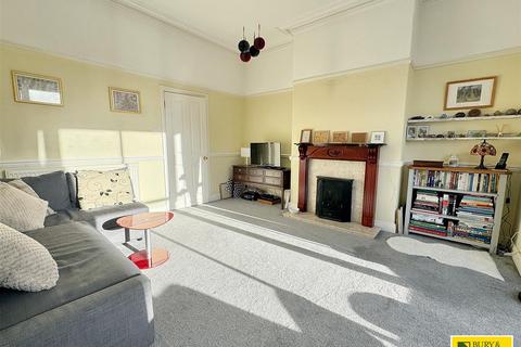 3 bedroom apartment for sale, Sandringham Court,Broad Walk, Buxton