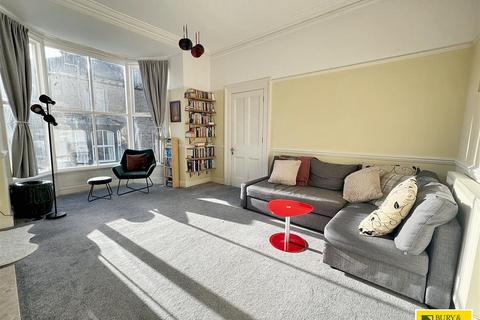 3 bedroom apartment for sale, Sandringham Court,Broad Walk, Buxton