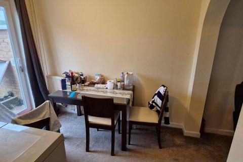 3 bedroom house to rent, 45 Bonnington Walk, Bonnington Walk, Bristol BS7