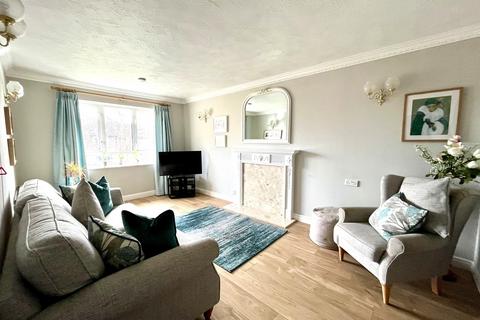 2 bedroom flat for sale, Clayton Road, Chessington, Surrey. KT9 1NS