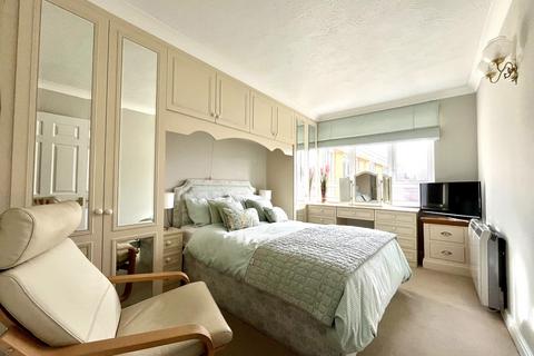 2 bedroom flat for sale, Clayton Road, Chessington, Surrey. KT9 1NS