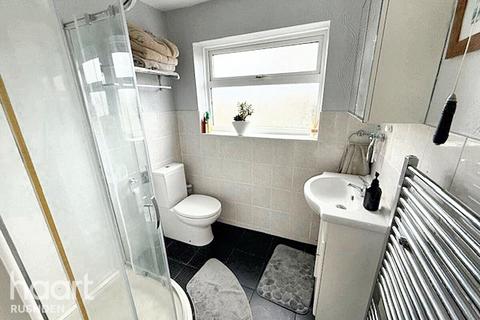 8 Chapmans Close, Irchester, Wellingborough, NN29 7EQ