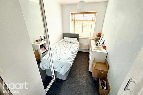 8 Chapmans Close, Irchester, Wellingborough, NN29 7EQ