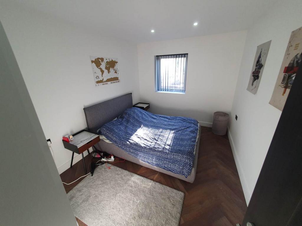 Bedroom (2)
