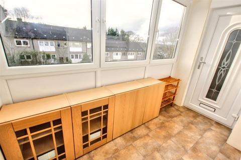 1 bedroom flat for sale, Melvinhall Road, Lanark